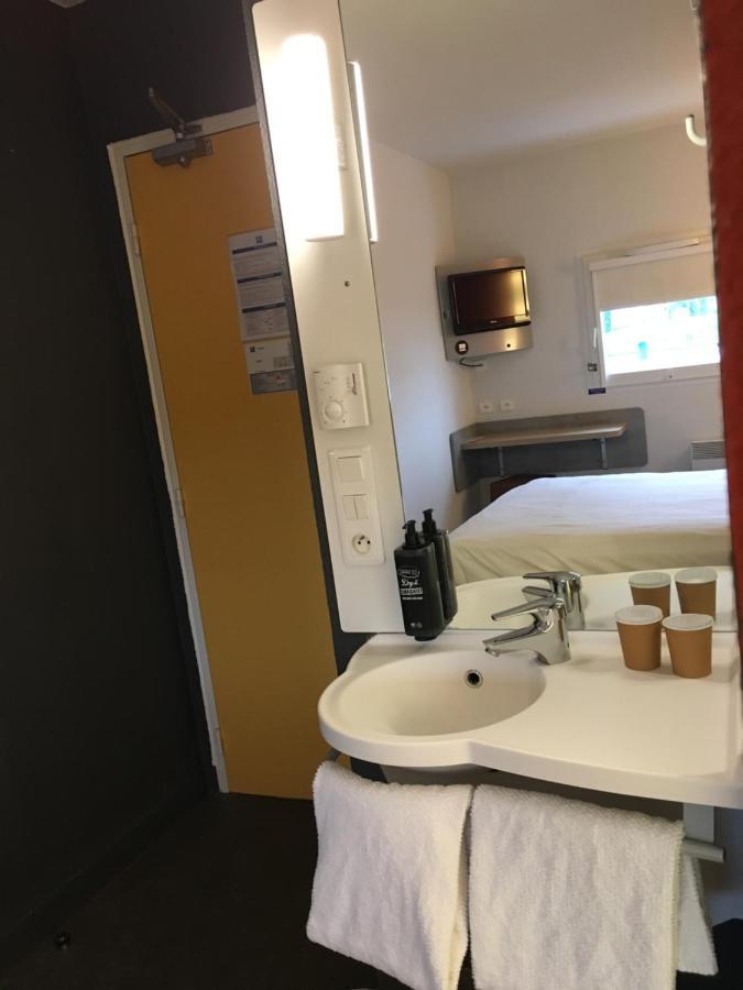 Ibis Budget Rochefort ภายนอก รูปภาพ