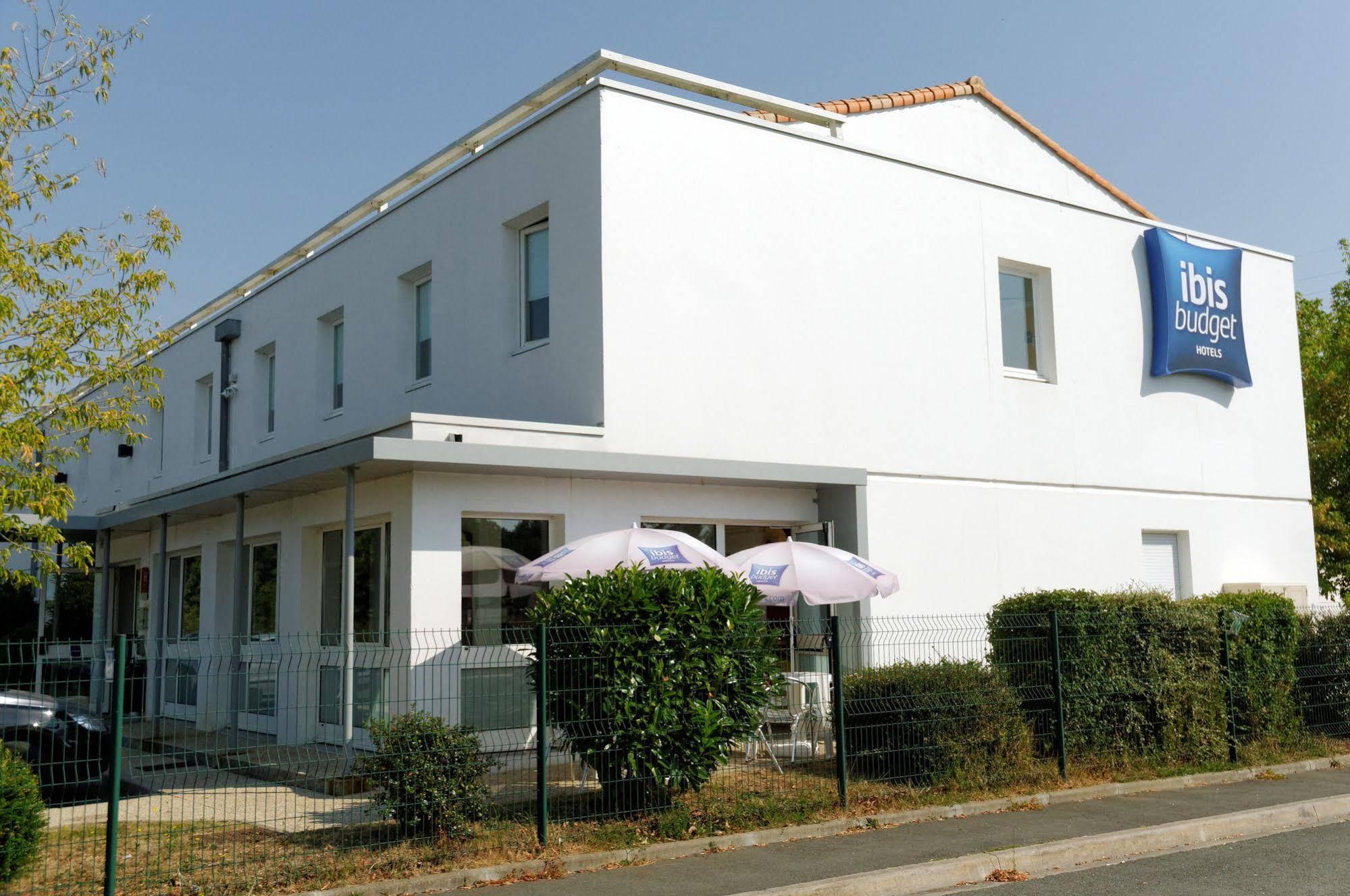 Ibis Budget Rochefort ภายนอก รูปภาพ