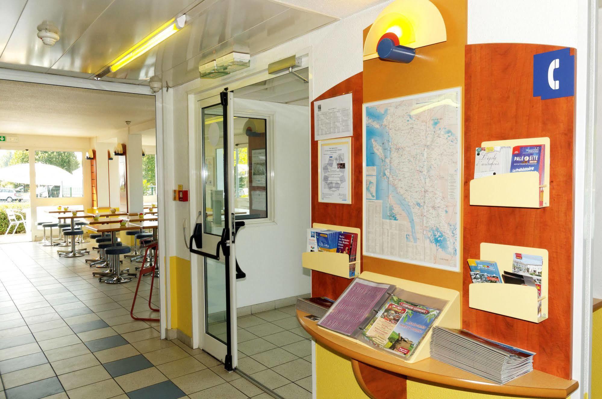 Ibis Budget Rochefort ภายนอก รูปภาพ