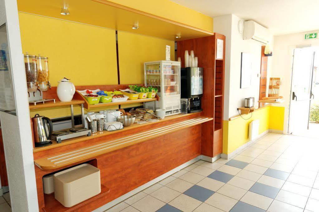 Ibis Budget Rochefort ภายนอก รูปภาพ