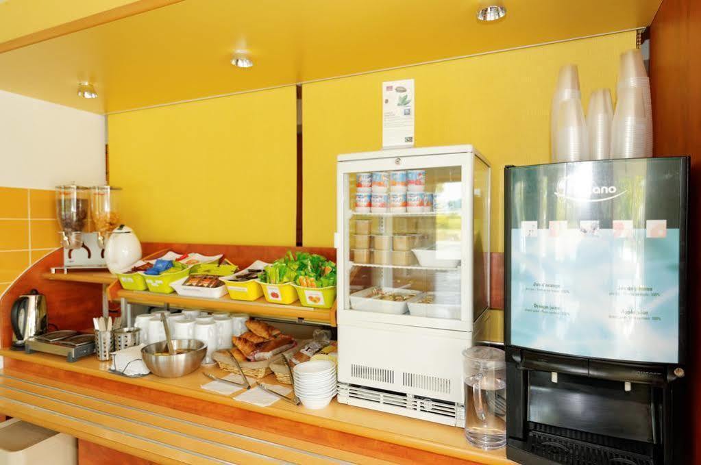 Ibis Budget Rochefort ภายนอก รูปภาพ